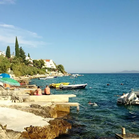 Cacija * Τρογκίρ