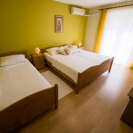 Cacija Apartman *